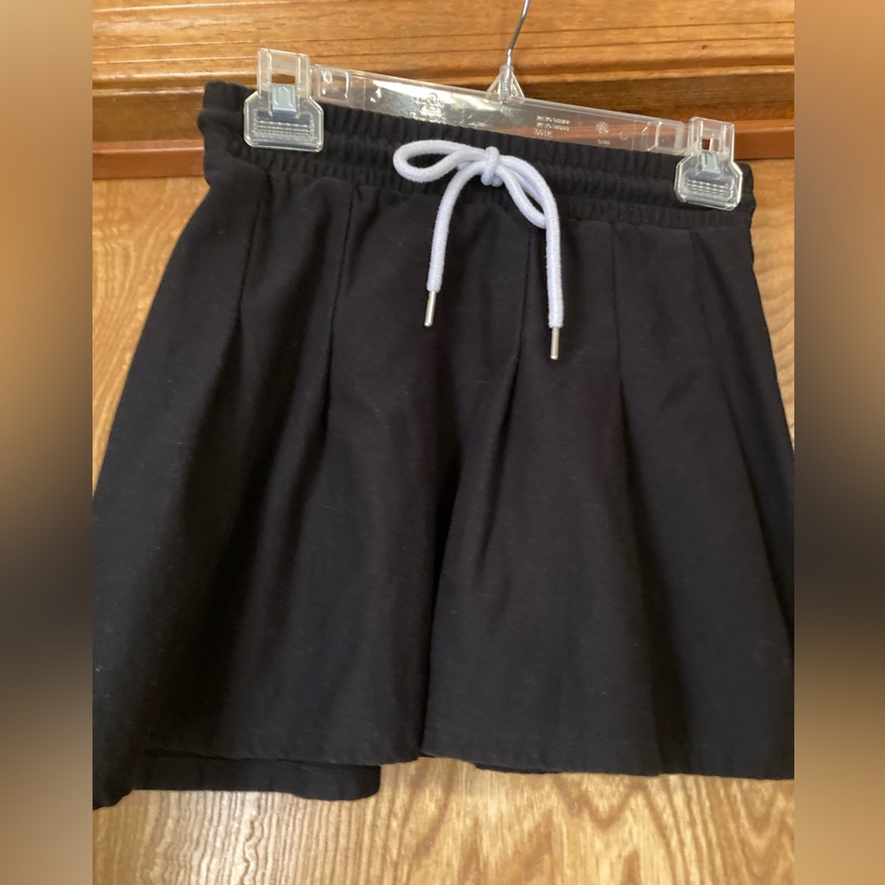 No boundaries black knit skirt with drawstring